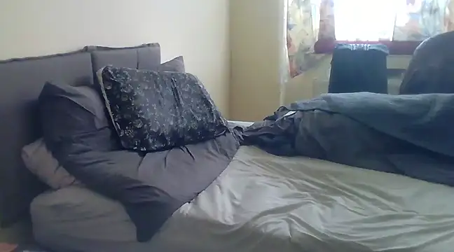 Snapshot of farock chatting on 02-08-25, 09:46 farock online show from 02-08-25, 09:46