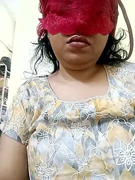Snapshot of sunita-doll chatting on 06-18-26, 08:02 sunita-doll online show from 06-18-26, 08:02