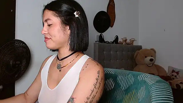 Sexy Lia  online show from 04-06-26, 01:45