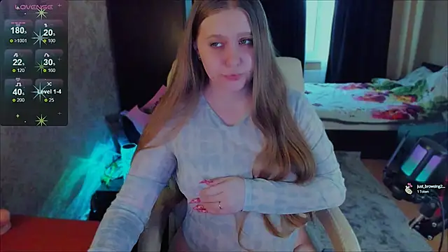 Snapshot of Alice_Dreamgirl_ chatting on 03-03-25, 12:17 Alice Dreamgirl  online show from 03-03-25, 12:17