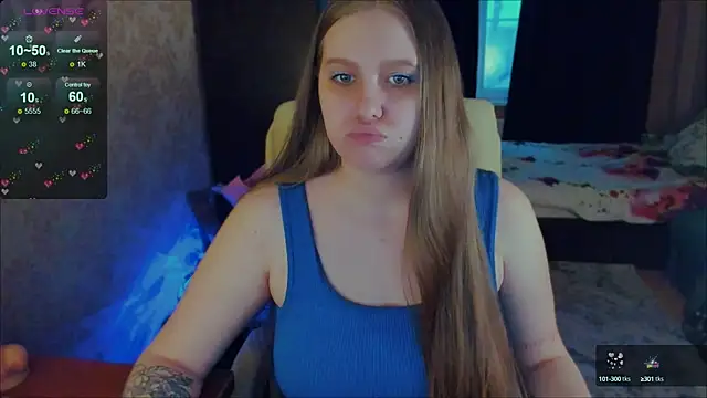 Snapshot of Alice_Dreamgirl_ chatting on 03-05-25, 03:18 Alice Dreamgirl  online show from 03-05-25, 03:18