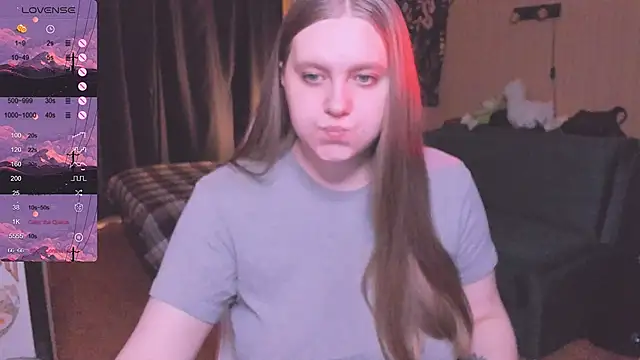 Snapshot of Alice_Dreamgirl_ chatting on 10-15-25, 09:39 Alice Dreamgirl  online show from 10-15-25, 09:39