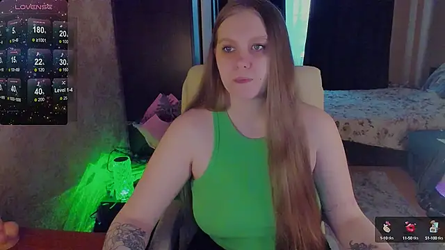 Snapshot of Alice_Dreamgirl_ chatting on 02-24-25, 02:37 Alice Dreamgirl  online show from 02-24-25, 02:37