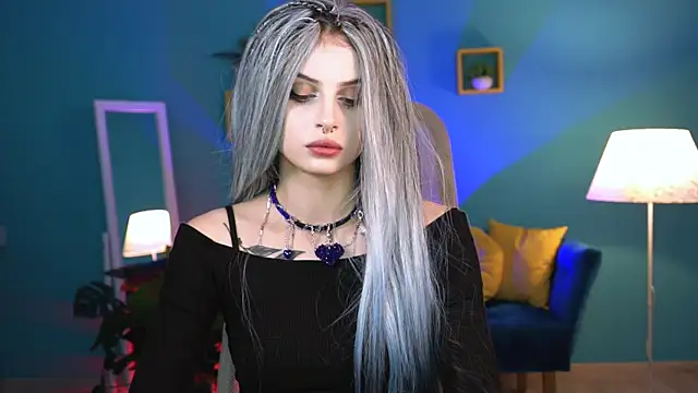 Snapshot of JadeCastle_ chatting on 10-23-25, 05:33 JadeCastle  online show from 10-23-25, 05:33