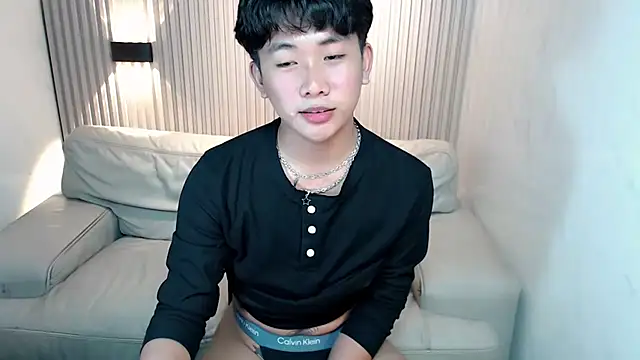 dangerzone0122 online show from 10-05-25, 05:47