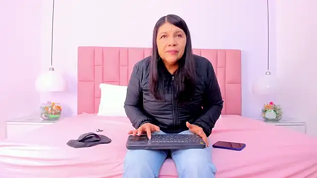 hotmature1 online show from 12-04-25, 11:42