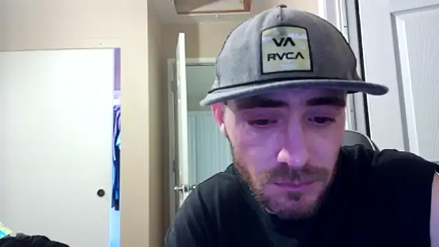 Huntzg23 online show from 03-25-26, 06:35