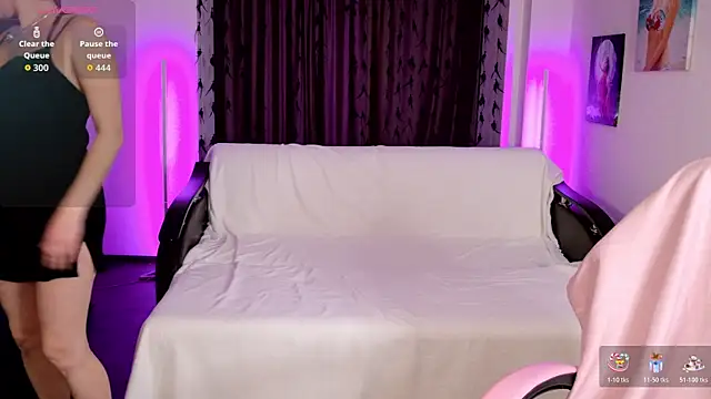 AnneHaddaway online show from 12-16-25, 08:35