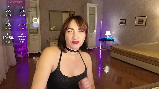 Snapshot of AnneHaddaway chatting on 10-05-25, 07:59 AnneHaddaway online show from 10-05-25, 07:59