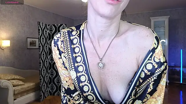 LinaJoy online show from 04-14-26, 09:20