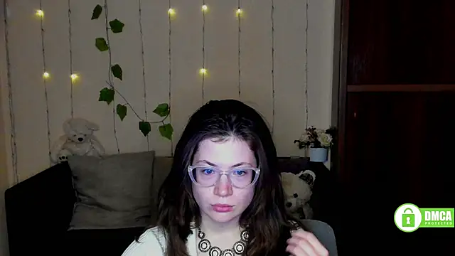 Snapshot of Alicia_redfollow chatting on 02-26-25, 03:32 Alicia redfollow online show from 02-26-25, 03:32