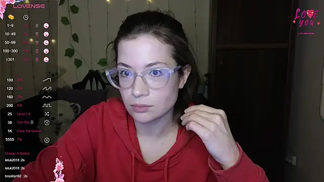 Snapshot of Alicia_redfollow chatting on 03-19-25, 12:12 Alicia redfollow online show from 03-19-25, 12:12