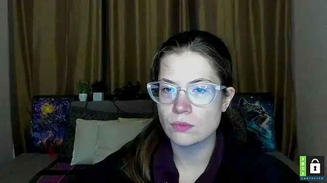 Snapshot of Alicia_redfollow chatting on 10-15-25, 05:32 Alicia redfollow online show from 10-15-25, 05:32