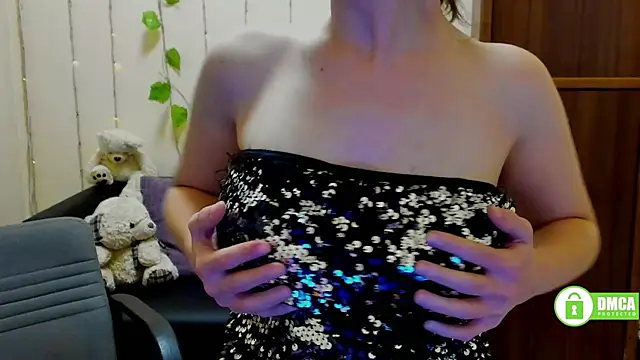 Snapshot of Alicia_redfollow chatting on 03-04-25, 12:44 Alicia redfollow online show from 03-04-25, 12:44