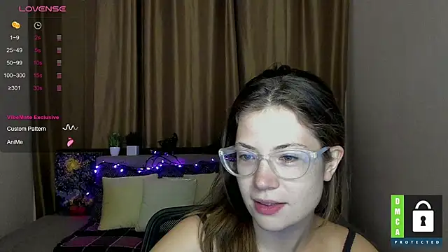 Snapshot of Alicia_redfollow chatting on 09-14-25, 05:24 Alicia redfollow online show from 09-14-25, 05:24
