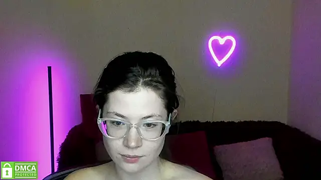 Snapshot of Alicia_redfollow chatting on 03-01-25, 03:49 Alicia redfollow online show from 03-01-25, 03:49