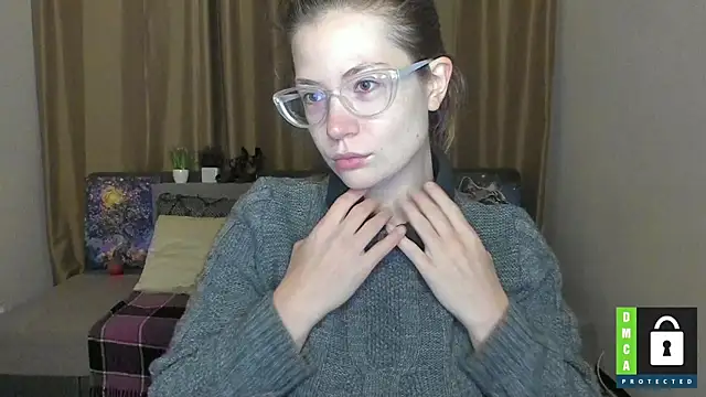Snapshot of Alicia_redfollow chatting on 09-30-25, 11:16 Alicia redfollow online show from 09-30-25, 11:16