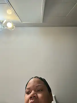 Snapshot of InterRacialFacial7296 chatting on 06-25-26, 01:16 InterRacialFacial7296 online show from 06-25-26, 01:16