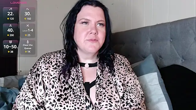 leenieb88 online show from 01-23-25, 03:05