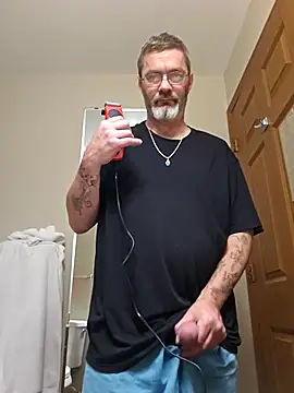 Snapshot of tileguyyy chatting on 11-30-25, 01:17 tileguyyy online show from 11-30-25, 01:17