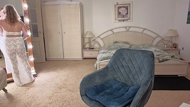 moonlight4u online show from 11-15-25, 06:28