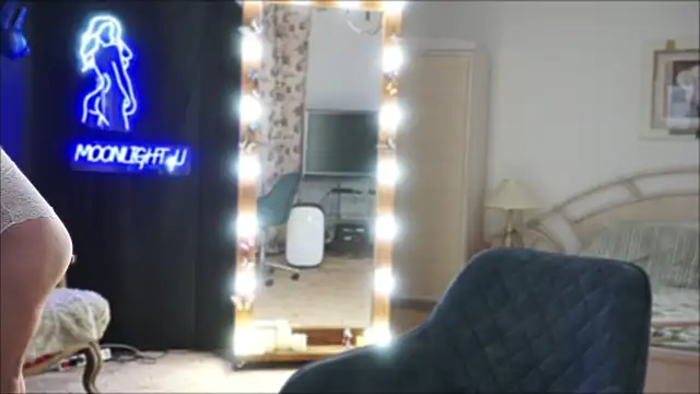 Snapshot of moonlight4u chatting on 03-21-25, 04:39 moonlight4u online show from 03-21-25, 04:39