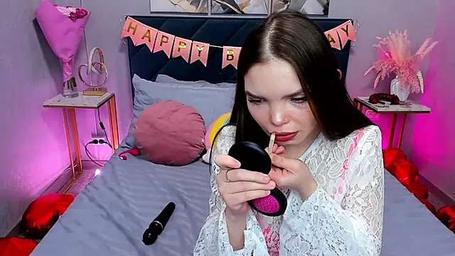 Curvy Dynamite  online show from 03-04-26, 01:24