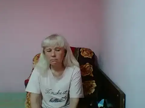 Snapshot of sakura_blonde chatting on 03-15-25, 09:05 sakura blonde online show from 03-15-25, 09:05