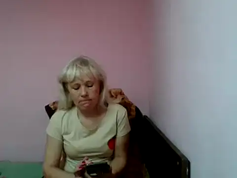Snapshot of sakura_blonde chatting on 03-02-25, 10:16 sakura blonde online show from 03-02-25, 10:16