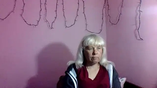 Snapshot of sakura_blonde chatting on 03-28-26, 07:42 sakura blonde online show from 03-28-26, 07:42