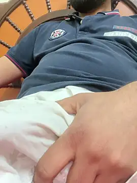 Arsh Loves Luv online show from 12-20-24, 06:40