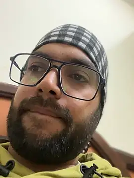 Arsh Loves Luv online show from 12-30-24, 03:56