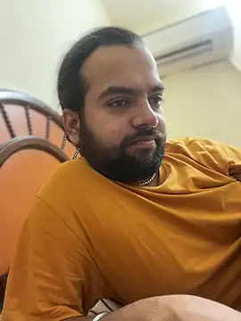 Arsh Loves Luv online show from 12-31-24, 10:04