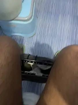 Arsh Loves Luv online show from 12-21-24, 01:10