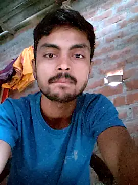 Snapshot of Suraj223kumar chatting on 09-11-25, 02:22 Suraj223kumar online show from 09-11-25, 02:22