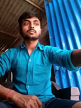 Snapshot of Suraj223kumar chatting on 03-11-26, 06:51 Suraj223kumar online show from 03-11-26, 06:51