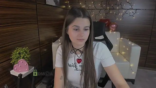 Snapshot of berry_alma chatting on 02-27-25, 02:57 berry alma online show from 02-27-25, 02:57