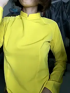 Lucy limon online show from 04-13-26, 10:36