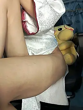 Lucy limon online show from 10-12-25, 01:01