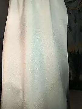 Snapshot of Lucy_limon chatting on 01-17-26, 09:07 Lucy limon online show from 01-17-26, 09:07