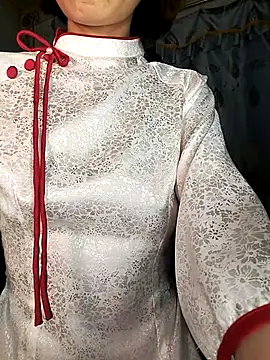 Snapshot of Lucy_limon chatting on 01-16-26, 10:36 Lucy limon online show from 01-16-26, 10:36