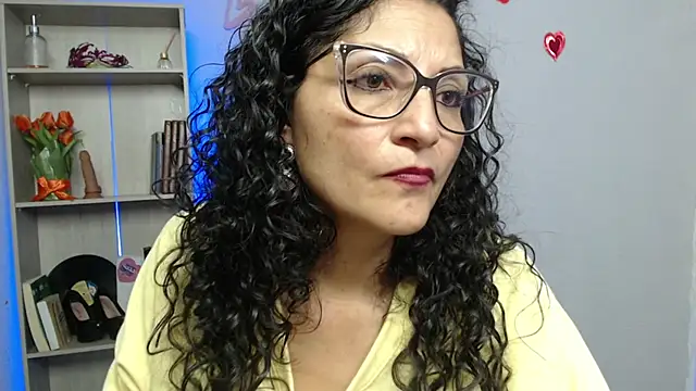 Snapshot of arianna_ros3 chatting on 03-02-25, 09:30 arianna ros3 online show from 03-02-25, 09:30