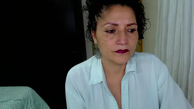 arianna ros3 online show from 06-07-26, 01:22