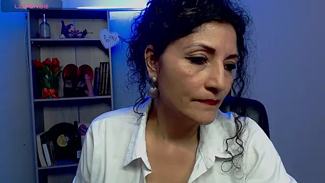 Snapshot of arianna_ros3 chatting on 03-13-25, 04:45 arianna ros3 online show from 03-13-25, 04:45