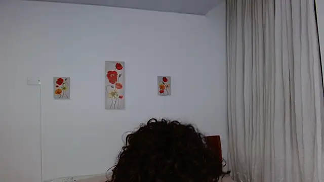 Snapshot of arianna_ros3 chatting on 07-22-26, 12:56 arianna ros3 online show from 07-22-26, 12:56