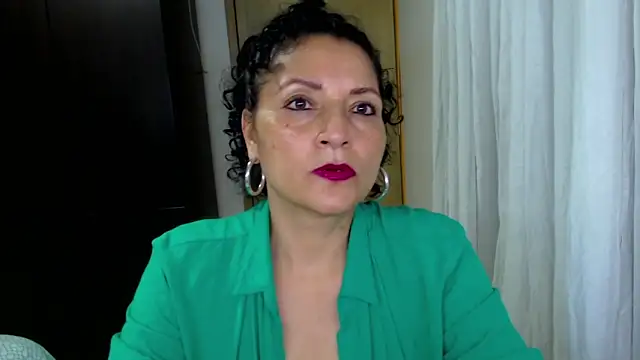 arianna ros3 online show from 05-14-26, 01:13