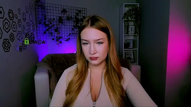 Snapshot of playful_sophie chatting on 10-07-25, 07:37 playful sophie online show from 10-07-25, 07:37