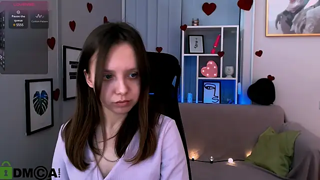 Snapshot of playful_sophie chatting on 02-28-25, 01:47 playful sophie online show from 02-28-25, 01:47