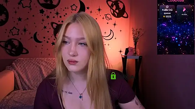 Snapshot of playful_sophie chatting on 05-07-26, 07:28 playful sophie online show from 05-07-26, 07:28