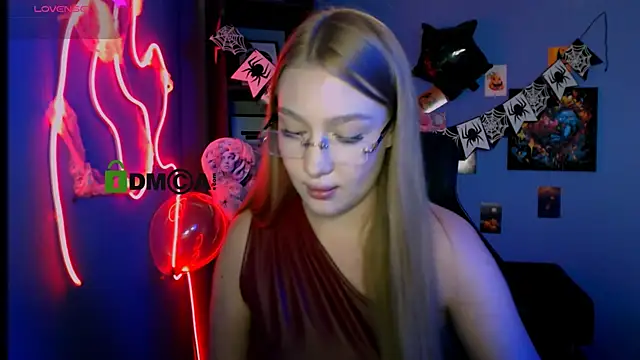 playful sophie online show from 10-27-25, 05:36